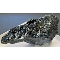 Hessonit farblos xx, Diopsid, Klinochlor, (vermutl. Andradit)