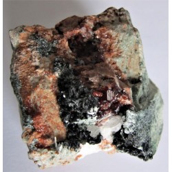 Hessonit xx Grossular, Pennin, Diopsid, Klinochlor